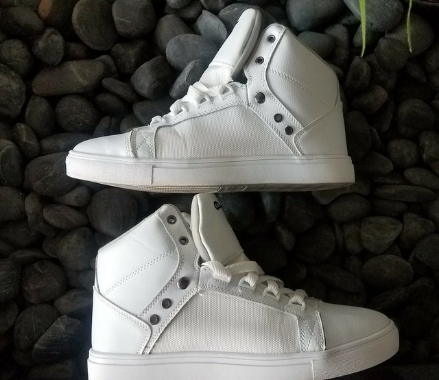 high top champion sneakers