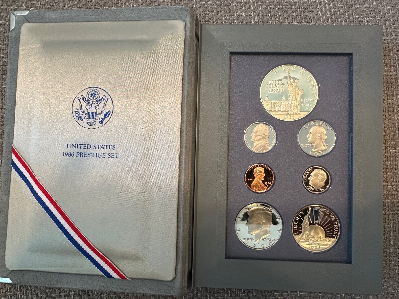 Picture 1 of 6