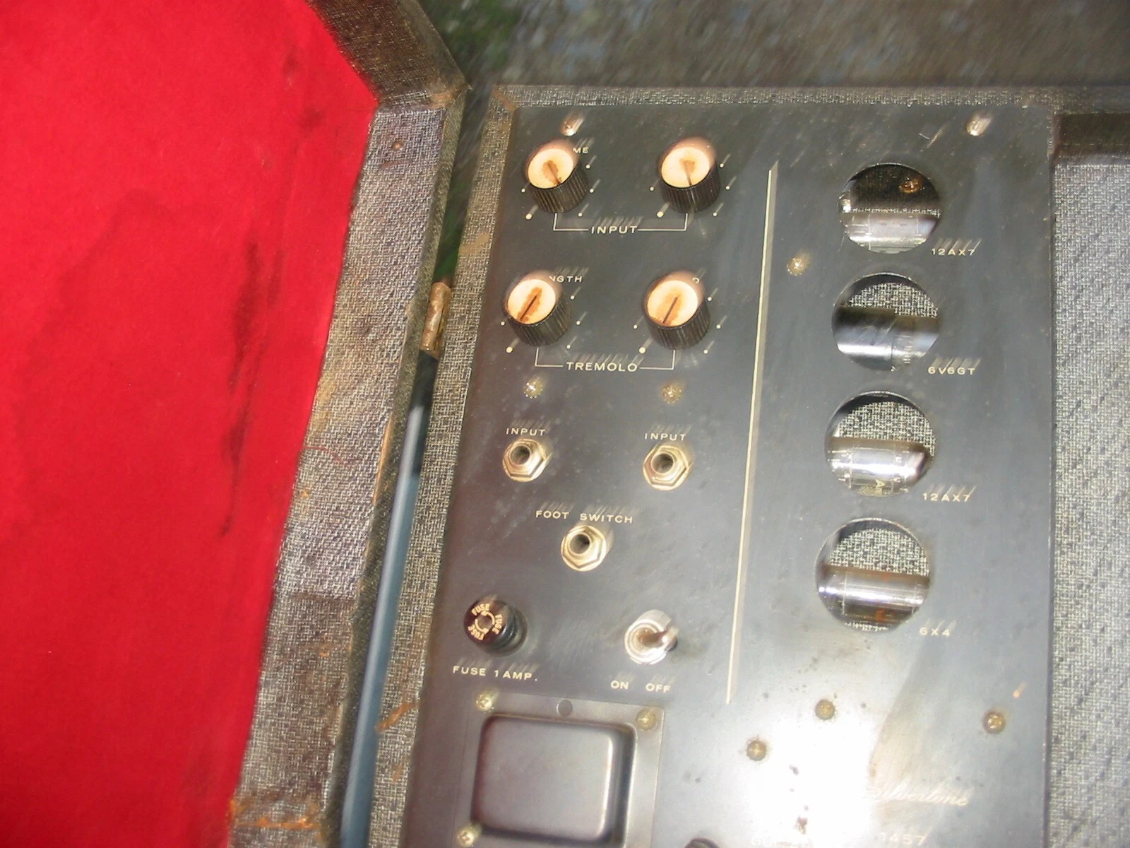 Picture 4 of 9