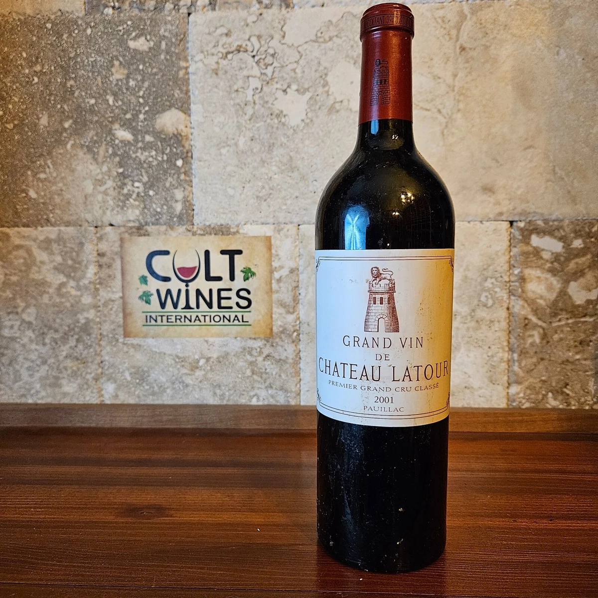 D 97 pts! 2001 Chateau Latour Bordeaux wine, Pauillac
