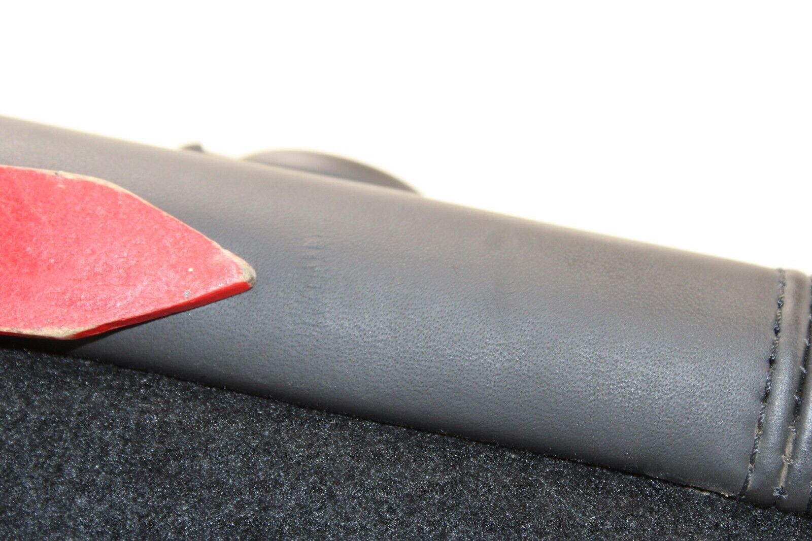 2017 - 2020 MASERATI LEVANTE REAR LEFT SIDE UPPER SEAT CUSHION & ARMREST OEM