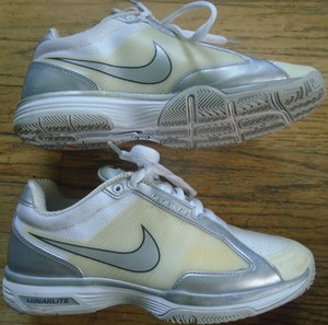 lunar lite nike