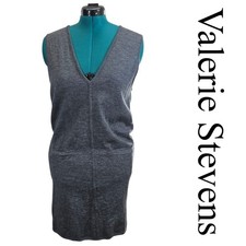 Valerie Stevens Gray 100% Merino Wool V-Neck Sleeveless Sweater Dress Pockets M