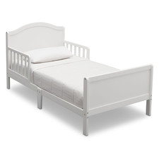 Delta Children Bennett Wood Toddler Bed - Greenguard Gold Certified, Bianca Whit