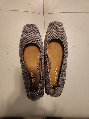 Pedro Anton Women's Snake Print Ballet Flats Size 37 (US 6.5-7)