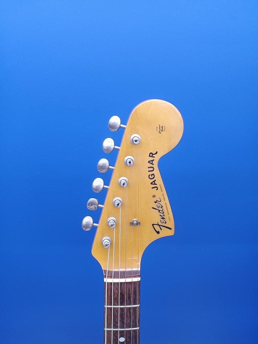 FENDER JAGUAR Used Basswood body Maple neck Rosewood fingerboard