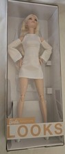 Mattel Barbie Signature Looks #6 Modepuppe bl...