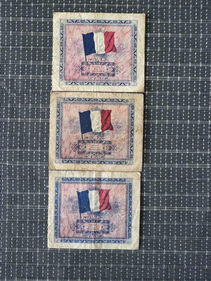 Moneda aliada de Francia 1944 tres billetes: 2, 5 y 10 francos. Original. Combinado Foto 2 de 2