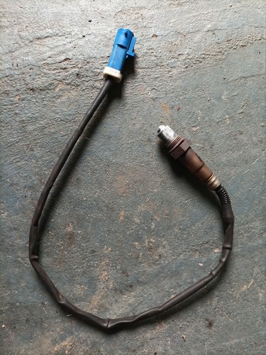 Lambdasonde Sensor Abgassteuerung ES20646-12B1 vorne nach Katalysator