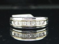 Herren 10K Zweifarbig WeißGold .25 Karat Diamant Verlobungsring 7 Stein Ehering
