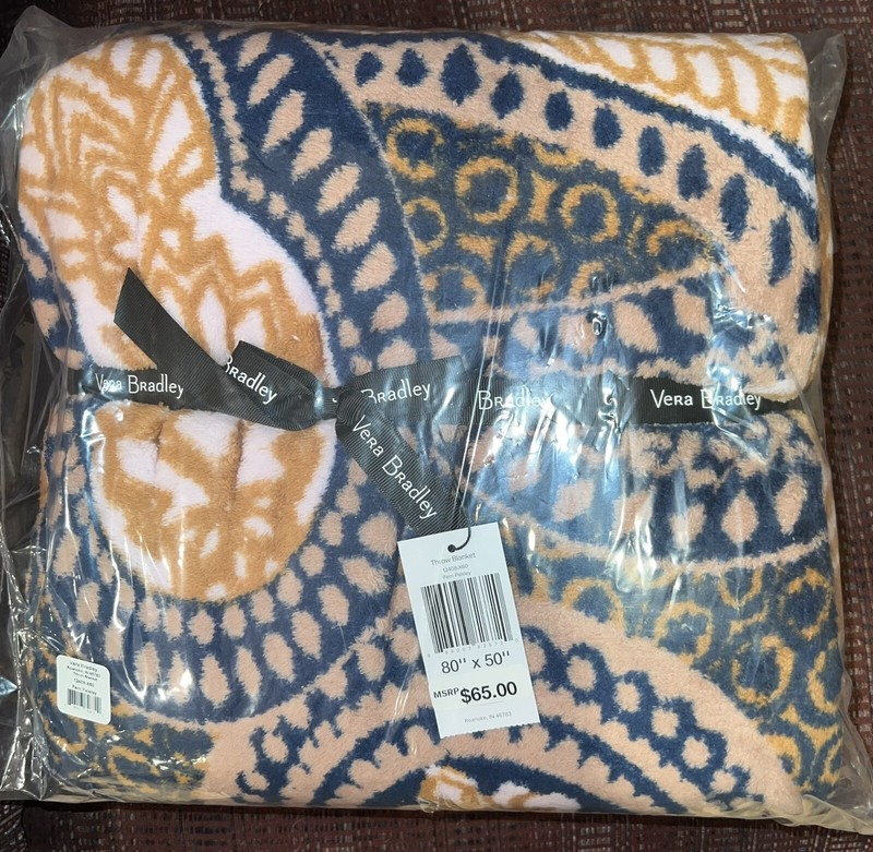 NWT Vera Bradley Soft Plush Throw Blanket ~ Fern Paisley ~ 80” x 50” Gift 🎁