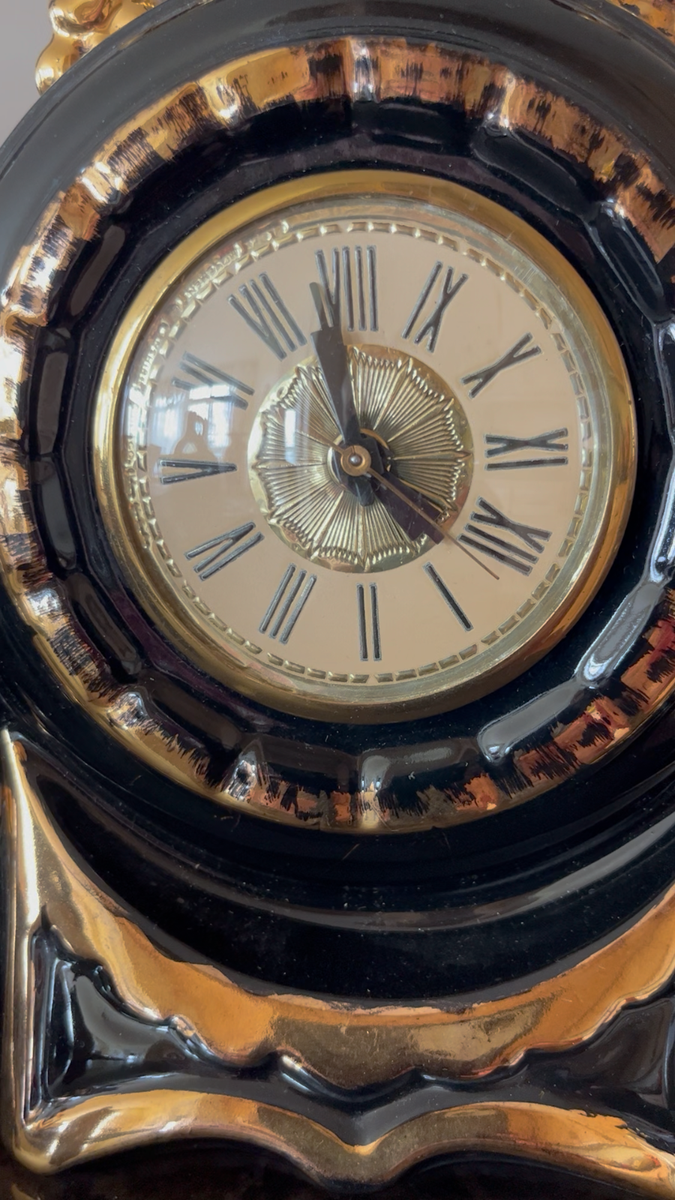 VTG LANSHIRE Self Starting CLOCK Black Ceramic Gold Trim Model T3