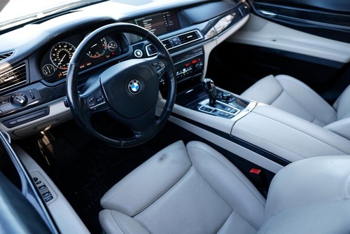 2011 BMW 7-Series 750Lxi - Picture 4 of 12