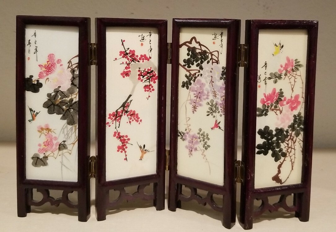 Chinese Panda/Flowers Decorative Miniature Folding Devider Wood