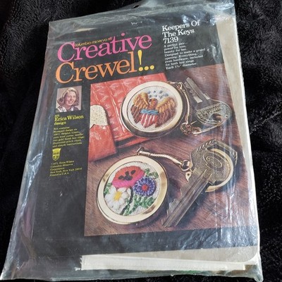 Vtg Columbia Minerva Crewel Keeper of the Keys Keychain Kit Erica Wilson 7139