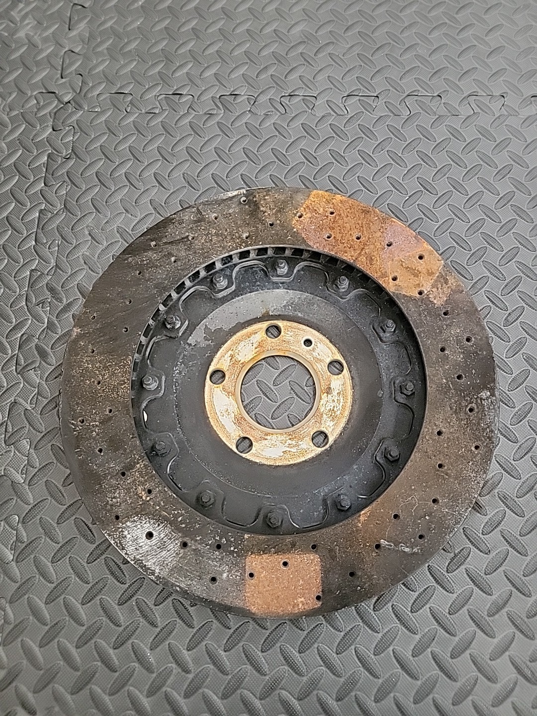 2017 MCLAREN 570gt FRONT RIGHT BRAKE DISC ROTOR STEEL DRILLED CP2494-2488