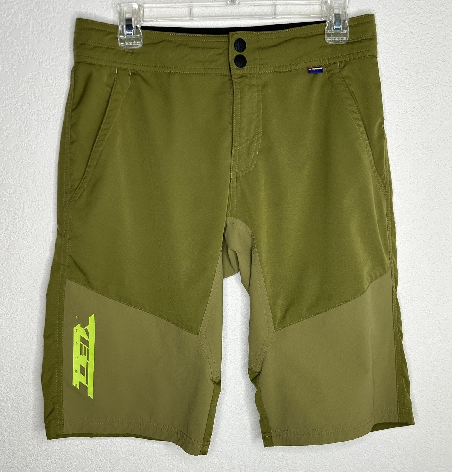 Yeti Cycles Shorts Mens 32 Green Mountain Bike Trail Riding 
