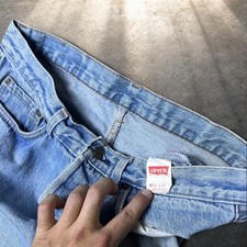Vintage Levis 501 Light Wash Straight Leg Jeans Made in USA 33x32 Skater 90s