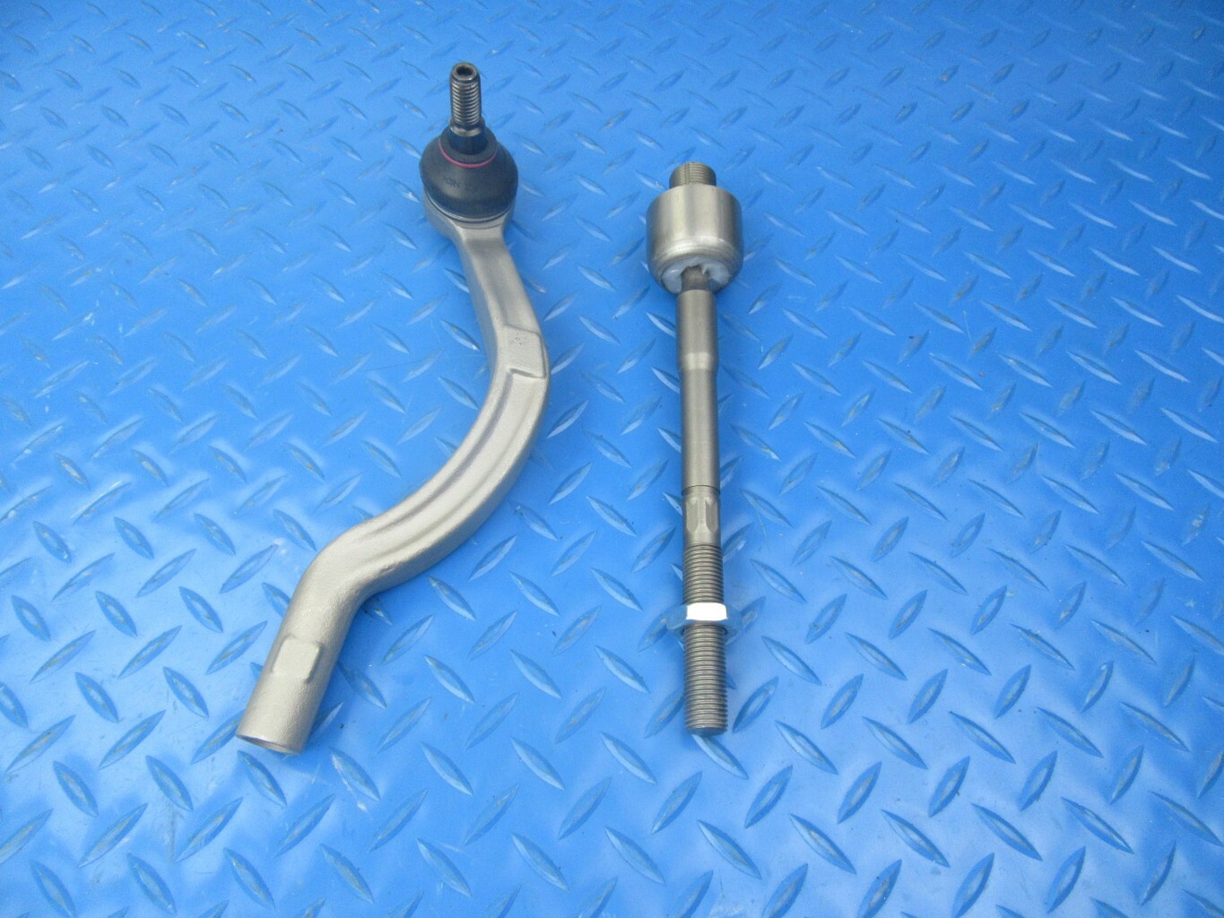 Maserati Ghibli Quattroporte inner and outer tie rod end left right #9001