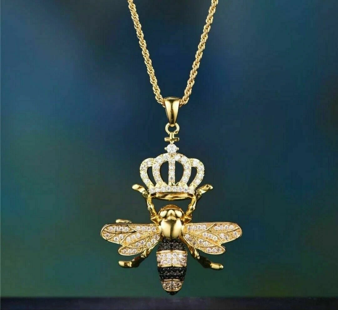 1.50Ct Round Simulated Diamond Women s Queen Bee Pendant 14k