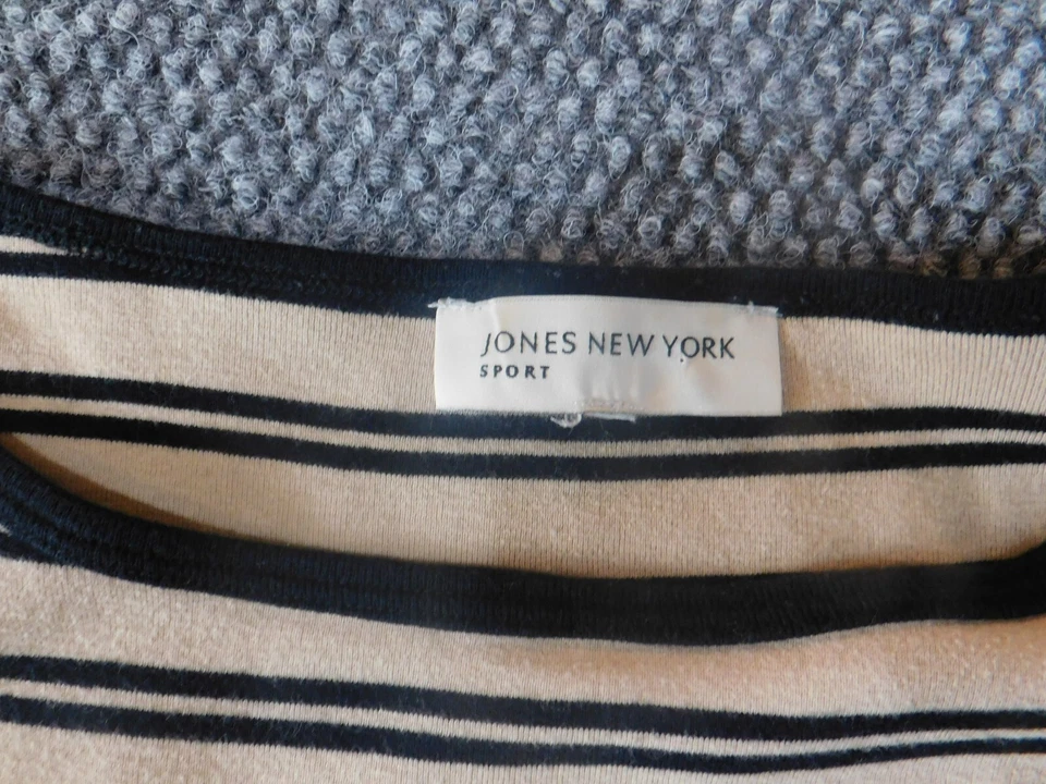 Jones New York top Small Beige striped sport pullover womens stretch - Image 4 of 4
