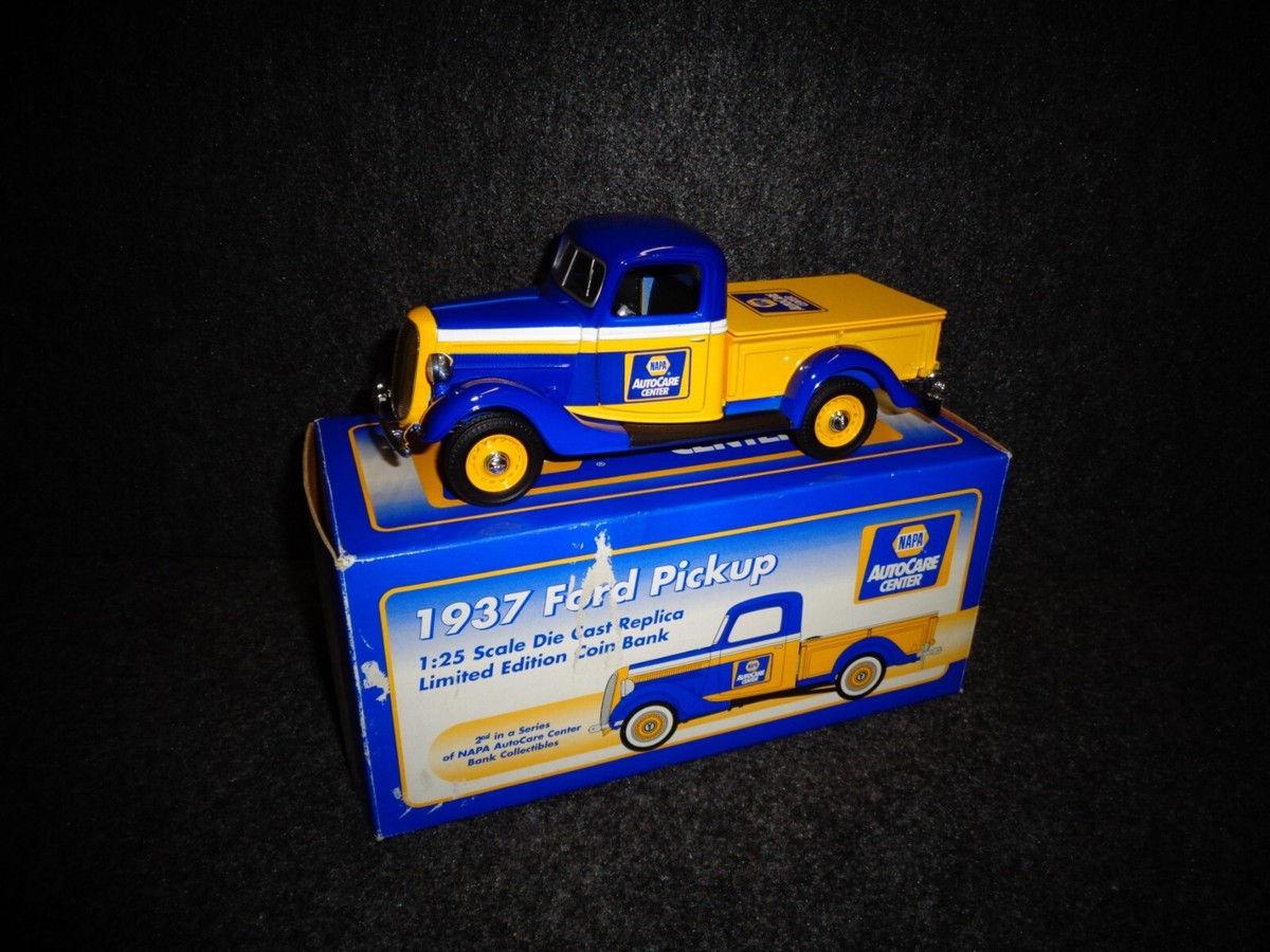 NAPA 1937 Chevy ミニカー NAPA AUTO PARTS 1937 FORD PICKUP TRUCK SPECCAST Liberty 1:25