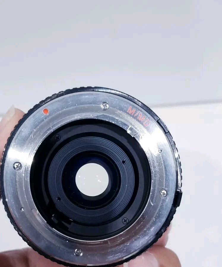 Magnicon XC Zoom Macro 70-200mm 1:4.5-5.6 Macro Lens - MINOLTA MD - Clean  - Image 2 of 4