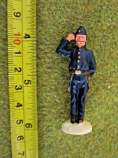 unknown-manufacturer-policeman-saluting-figure-christmas-village-miniature