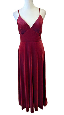 Shein Belle Burgundy Velvet Maxi Dress Vamp Gothic Witchy Size M Open Back NWT