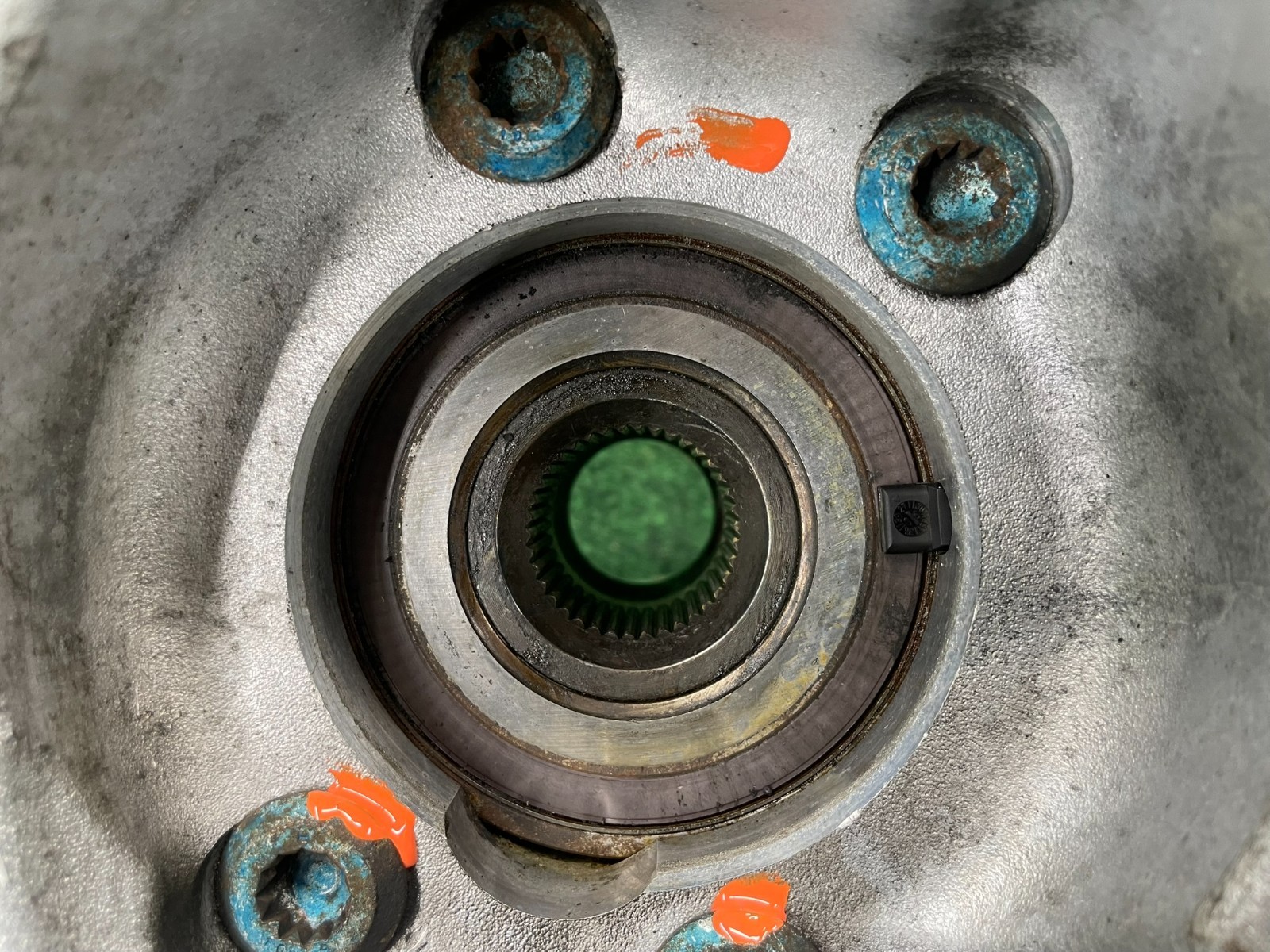 🛑 2006-2012 Bentley Continental GT GTS Front Left Side Spindle Knuckle Hub OEM