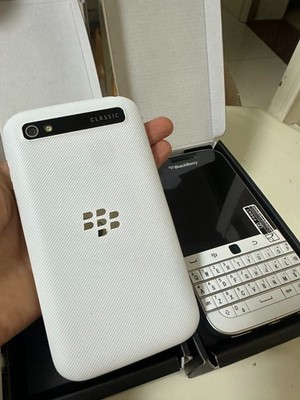BlackBerry Classic SQC100 16GB ホワイト 美品 BlackBerry Classic Q20 SQC100-4 AT&T Unlocked 16GB Qwerty Keyboard
