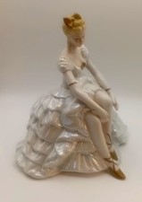 Leonardo Collection Dancer Ballerina Figurine Lustre Dress Uniart Taiwan Figure