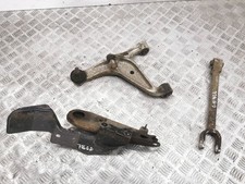 Triangle de suspension Infiniti Q50