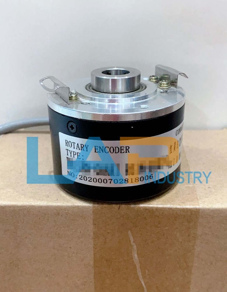 1PCS New For  8.5820.0500.2048.5030 Rotary Encoder 2048 Pulse