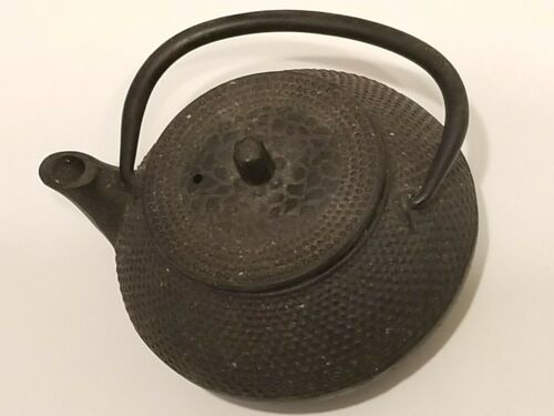 Vintage Cast Iron Japanese Style Tea Pot Glazed Interior With Lid - Picture 8 of 9