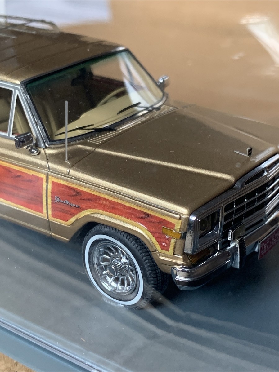 405-322 NEO 1/43 ジープ Grand Wagoneer 4×4 405-322 NEO 1/43 ジープ Grand Wagoneer 4×4 1/18 DD Model 1989-