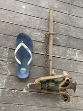 Floor Cramps Vintage