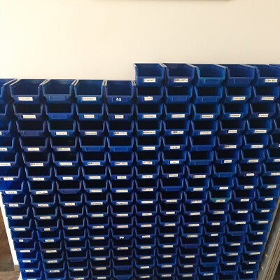 Terry Eco-Box 111 Größe 2 blau B111 x H76 x T168mm  162 Stück  wie neu