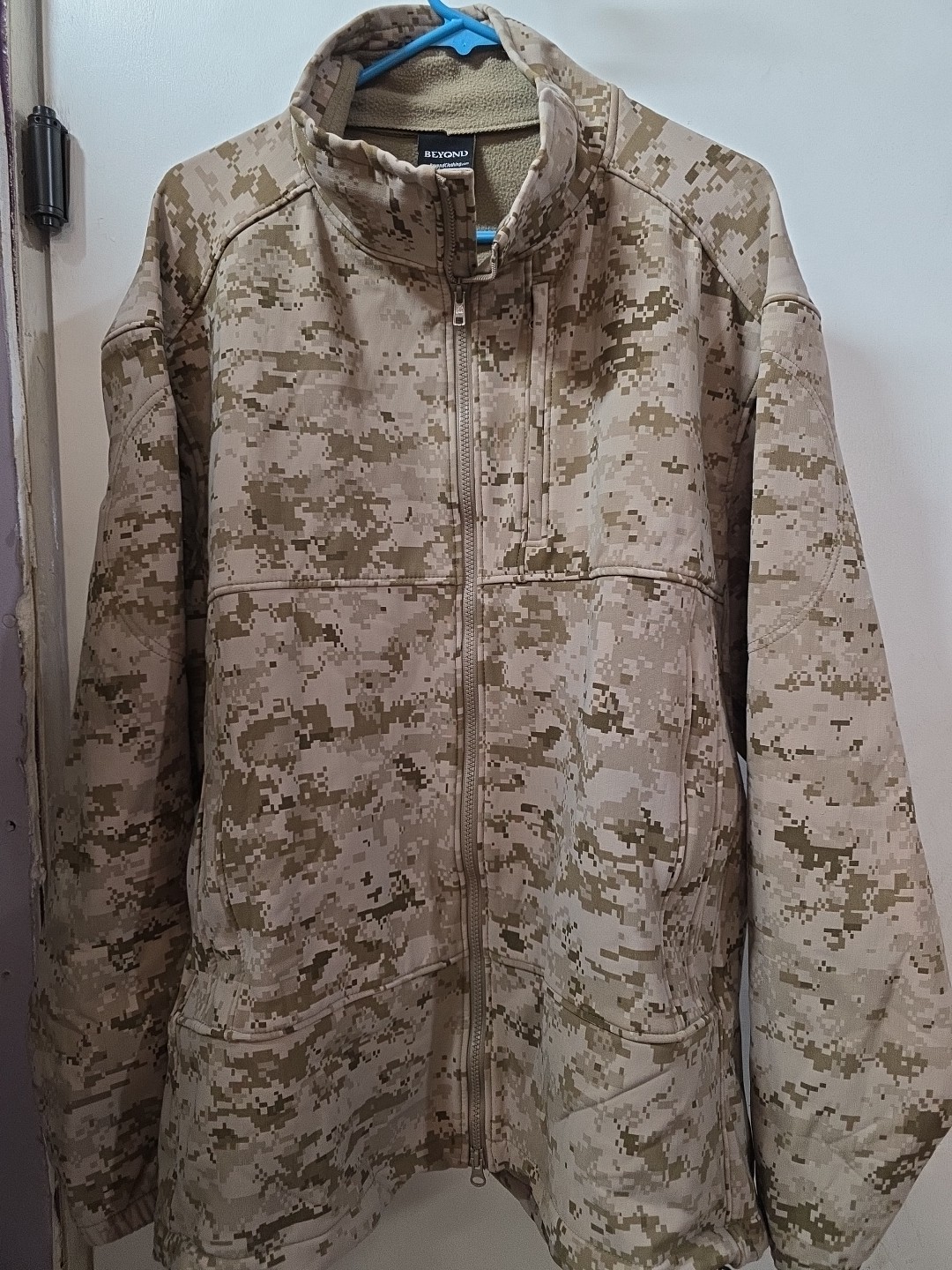 Beyond Cold Fusion Rig AOR1  A5 Softshell Jacket XXL NAVSEAL DEVGRU