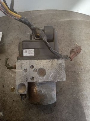 2001 Nissan Maxima ABS Module Pump With Traction Control System OEM 1042374