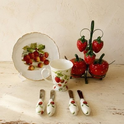 Vintage Strawberry Kitchen Set Caddy Shakers Jam Pots Harry & David Spreaders