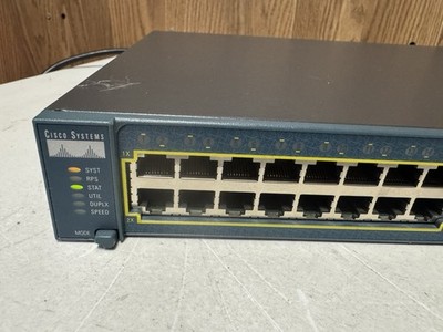 Cisco Catalyst 2950SX WS-C2950SX-48-SI 48-Port Switch   Powers On Untested  