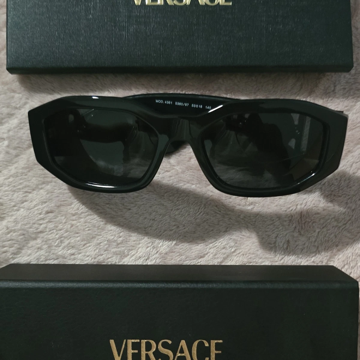 Preços baixos em Óculos de Sol Preto Versace Preto para Homens | eBay