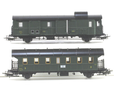 Marklin #4105 & #4106 SNCF 2 Axle Passenger & Baggage Cars, LN/BX