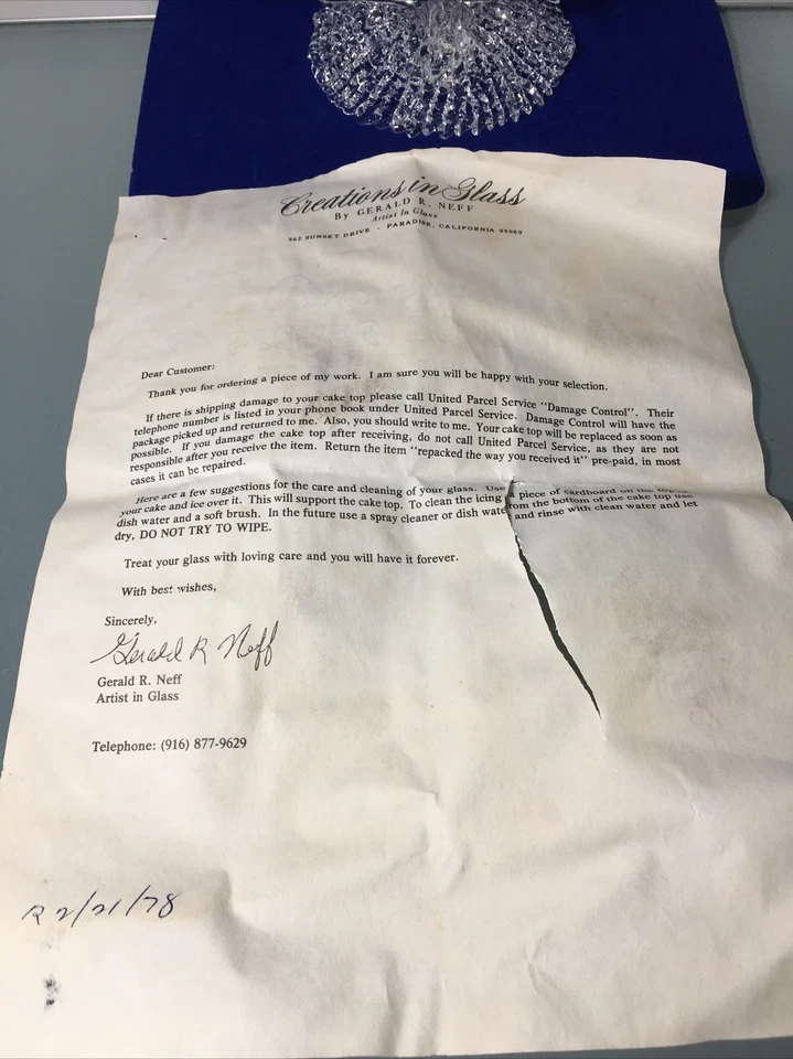 "Topper de pastel de boda de vidrio artístico vintage firmado por el artista Gerald R. Neff 1978 9""H" Foto 3 de 4