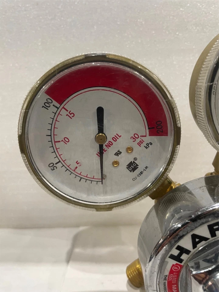 Harris, 25GX, Conjunto de regulador de gas con 2 medidores, usado Foto 3 de 4