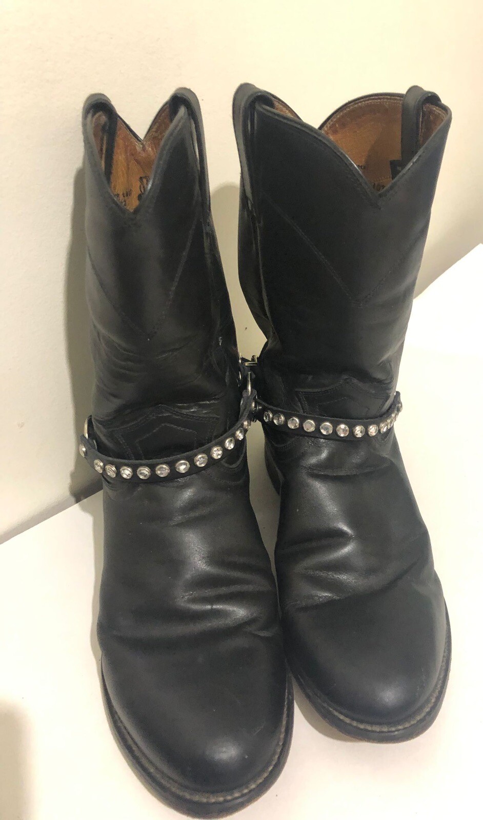 Justin Comb Last Style 3133 Black Boots Size 8EEE Wide-image