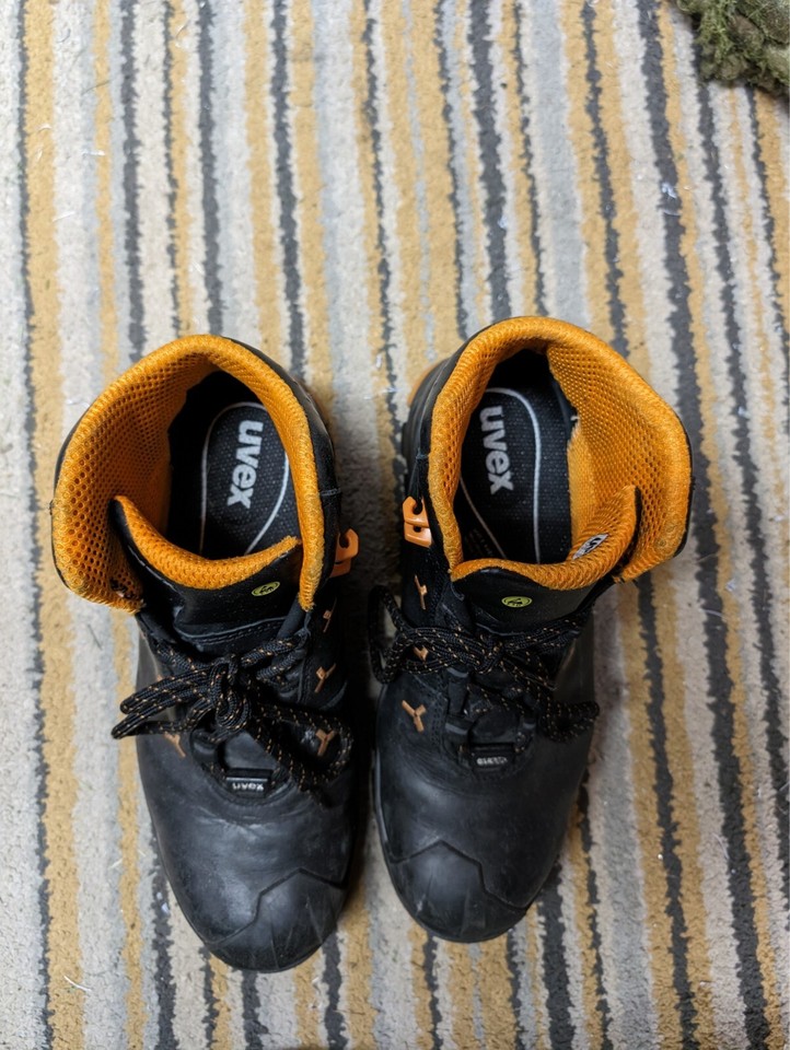 Uvex Safety Boots S3 Rated Uvex 2 ESD Rated. Leather Outer. Composite