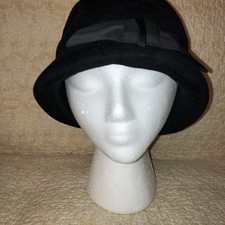  LOOK LOVELY-Vintage Black Hat "Imported Fur" Peachbloom Velour Cloche size 22