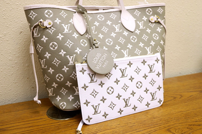 Louis Vuitton 